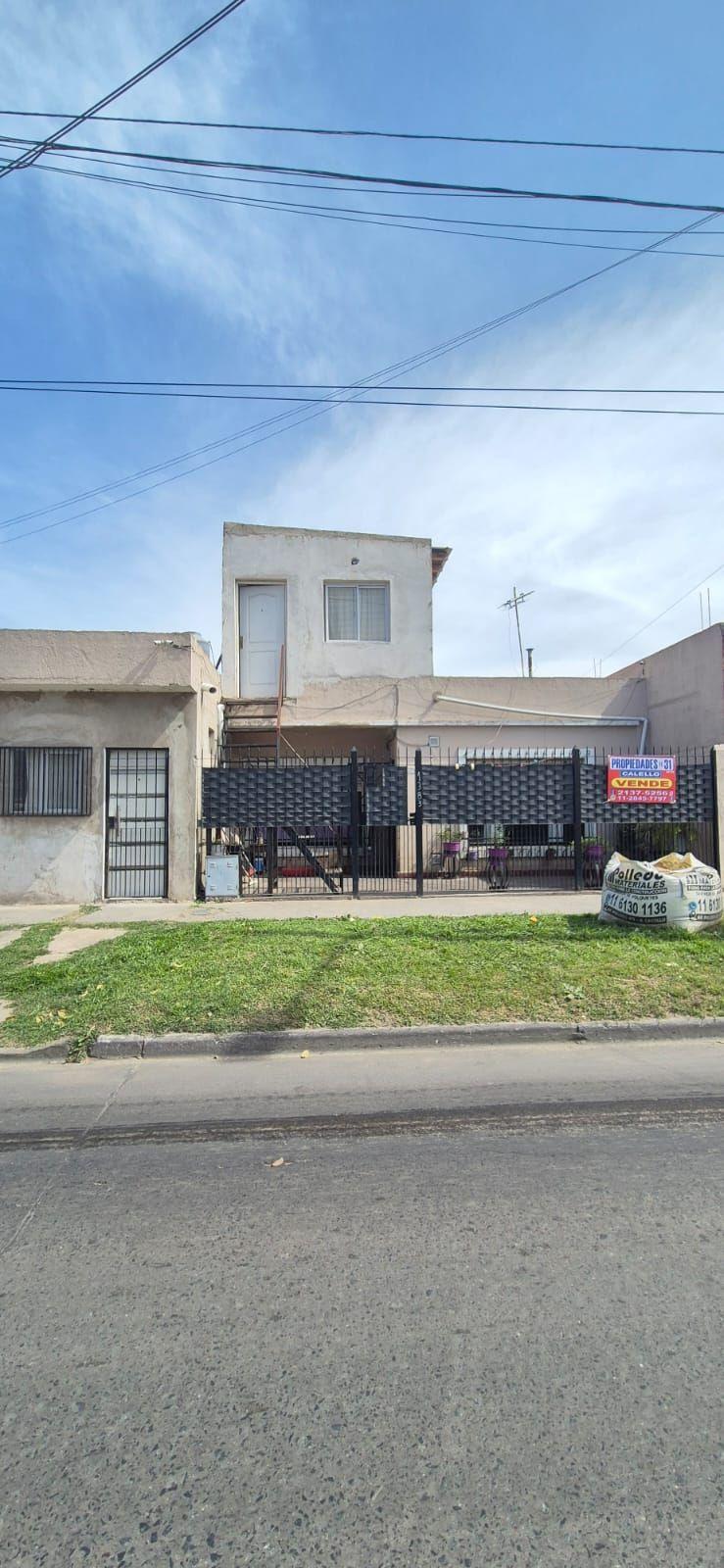 🏡 ¡EXCELENTE PROPIEDAD MULTIFAMILIAR EN VENTA EN ISIDRO CASANOVA! 🏡