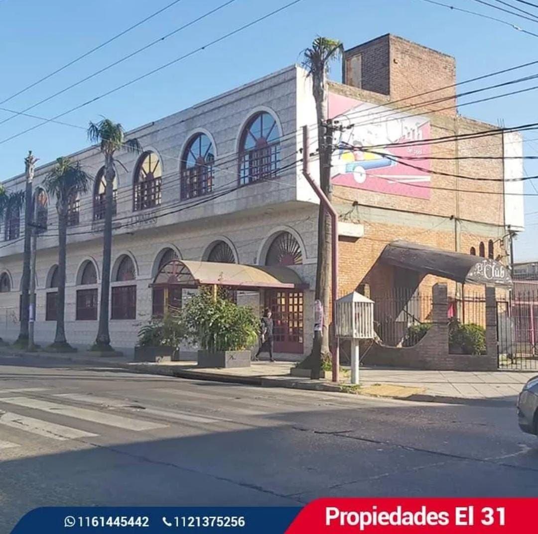 🔥 ¡EXCELENTE SALÓN DE 300 m² EN ALQUILER - ISIDRO CASANOVA! 🔥